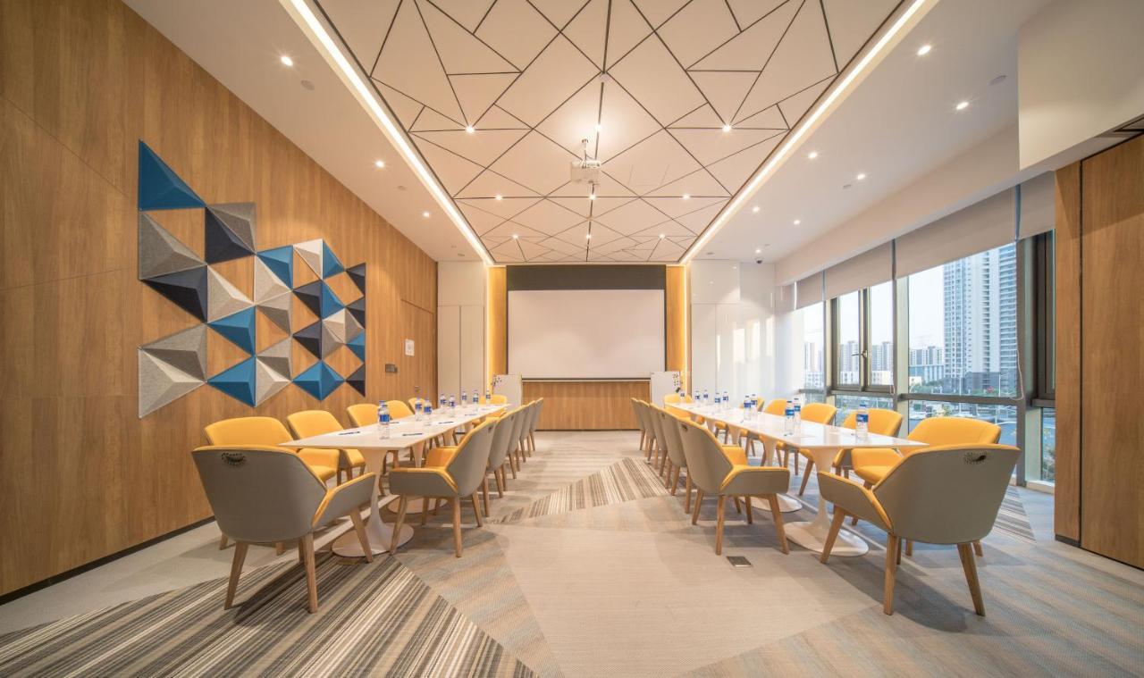 Holiday Inn Express Shanghai Huijin By Ihg Ngoại thất bức ảnh
