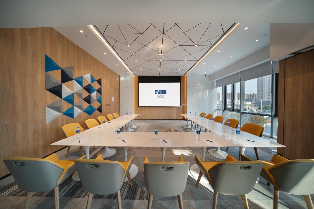 Holiday Inn Express Shanghai Huijin By Ihg Ngoại thất bức ảnh