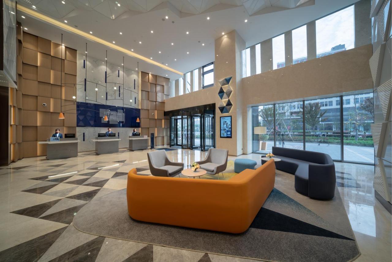 Holiday Inn Express Shanghai Huijin By Ihg Ngoại thất bức ảnh